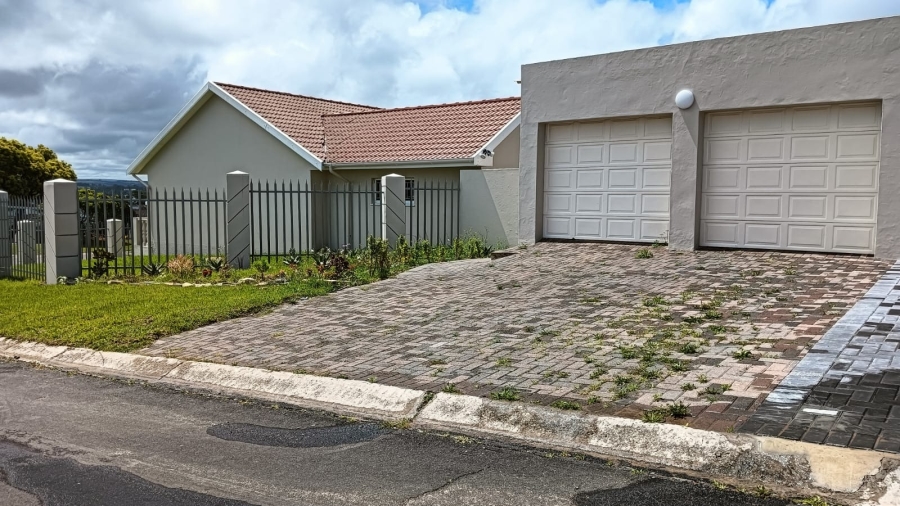 3 Bedroom Property for Sale in Beacon Bay Eastern Cape